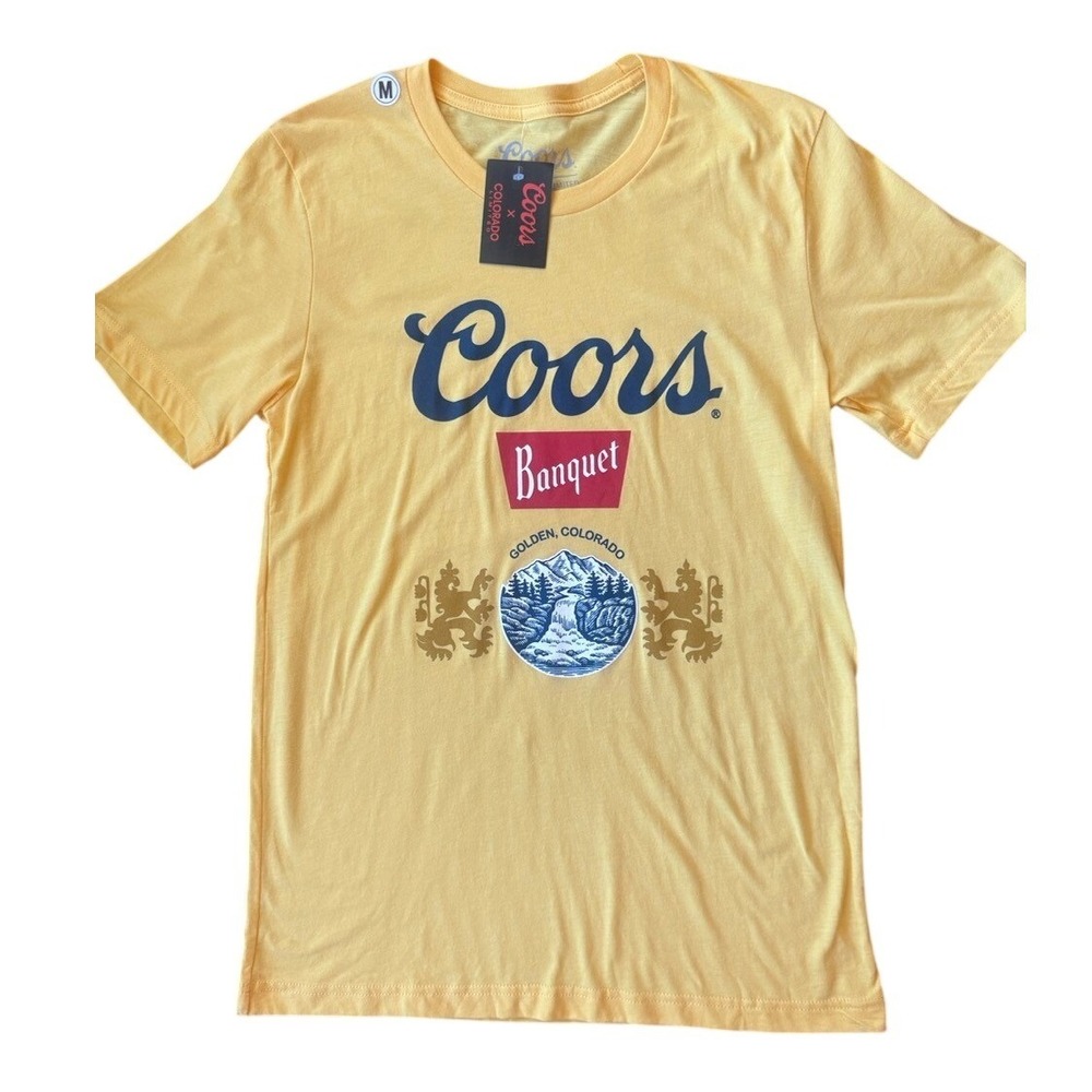 Coors Banquet T-Shirt Mens Medium Yellow Colorado Limited Graphic Tee NWT